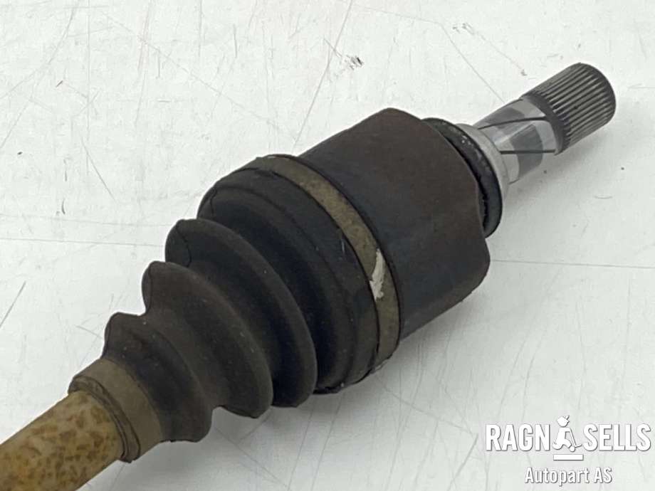 Drivaksel venstre foran, diesel/manuell til Opel Movano 2010-->>  (93167651||95529513|95520456|95529515)