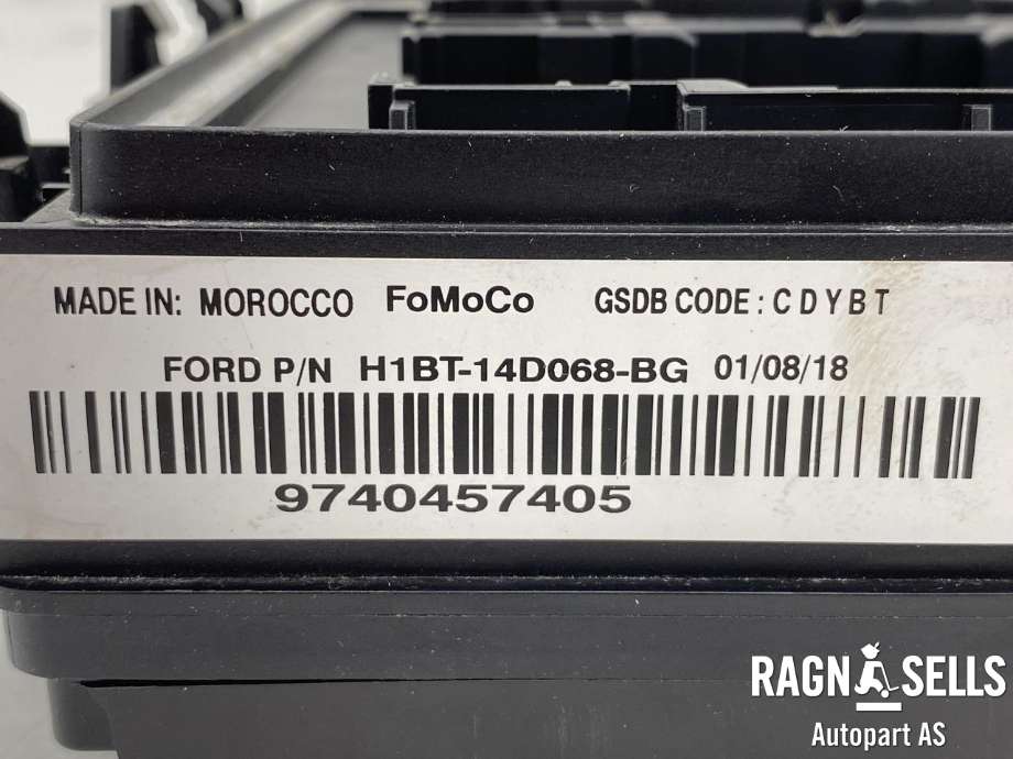 Sikringsboks motorrom til Ford Fiesta 2017-->> (Type VII)  (H1BT14D068BG|)