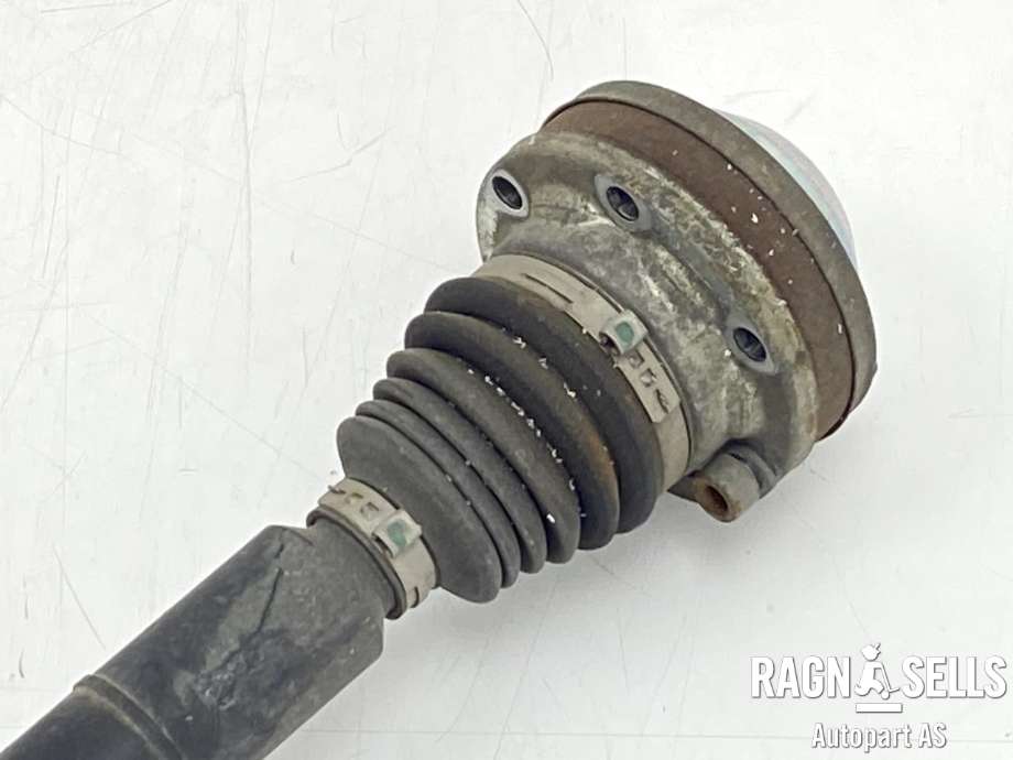 Drivaksel høyre foran, diesel/automat til VW Golf, Plus/Cross 2009-2013 (Fase 2)  (1K0407272PM|)