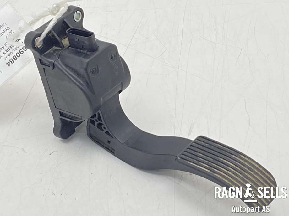Pedal gass til Mercedes Vito 2014-->> (W447) (W447) (A 447 300 02 00|A 907 301 02 00|)