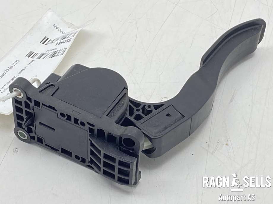 Pedal gass til Mercedes Vito 2014-->> (W447) (W447) (A 447 300 02 00|A 907 301 02 00|)