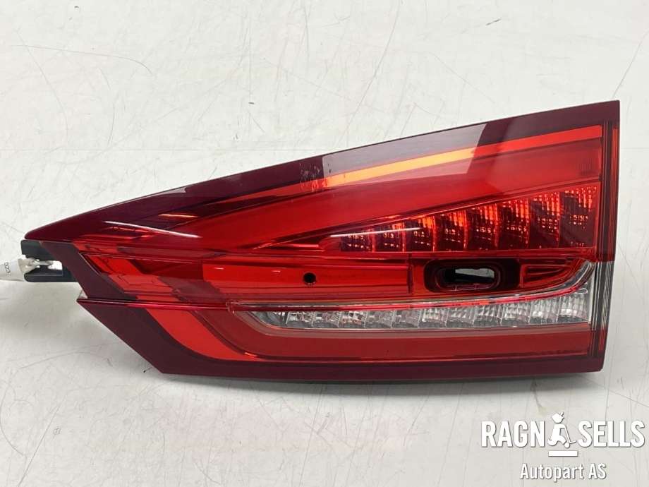 Baklykt høyre indre til Ford Mondeo, 2019-->> (Type V, Fase 2)  (JS7B13A602CF)