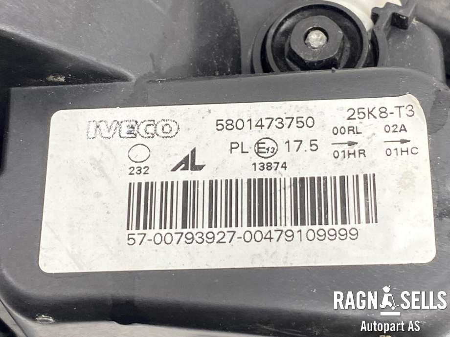 Frontlykt venstre halogen til Iveco Daily 2014-->> (Type VI)  (5801473750|)