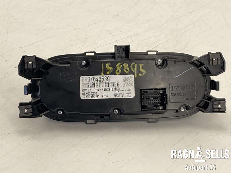 Varmeapparat betjening til Iveco Daily 2014-->> (Type VI) (5801640589|)