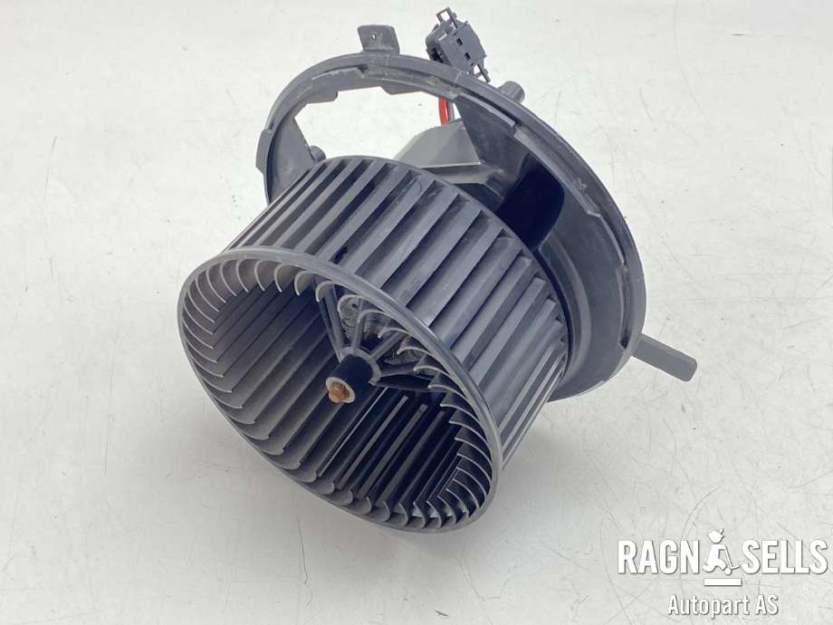 Varmeapparat motor til VW Golf VI 2008-2012 (VALEO|1K1 820 015 L|1K1 820 015 J|F998886K|1K1820015A|1K1820015C|1K1820015D|1K1820015E|1K1820015F|1K1820015G|1K1820015P|1K1820015Q|3C1820015AA|1K1820021)
