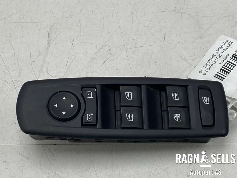 Bryter ruteheis førerdørspanel til Renault Megane, 2009-2016 Type III (809610007R)