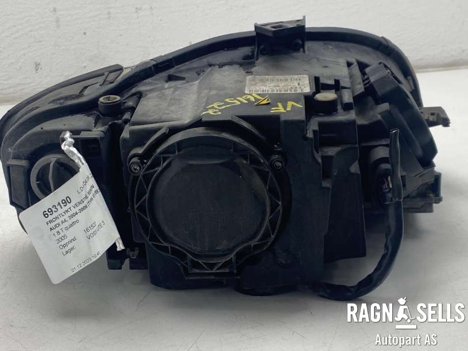 Frontlykt venstre xenon til Audi A4 2004-2008 (Type III) (B7) (B7) (8E0 941 029 AS|)