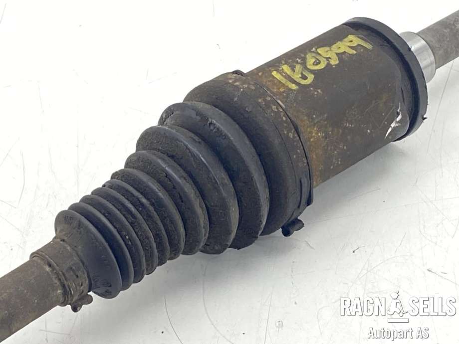 Drivaksel høyre foran, diesel/automat til BMW X1 2009-2015 (E84) (E84) (31 60 7 605 512|)