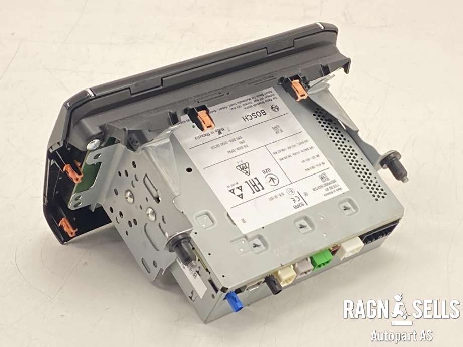 Bilstereo navigasjon til Suzuki Swift 2017-->>  (BOSCH|3992052RA6|)