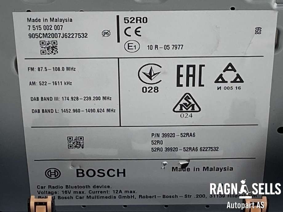 Bilstereo navigasjon til Suzuki Swift 2017-->>  (BOSCH|3992052RA6|)