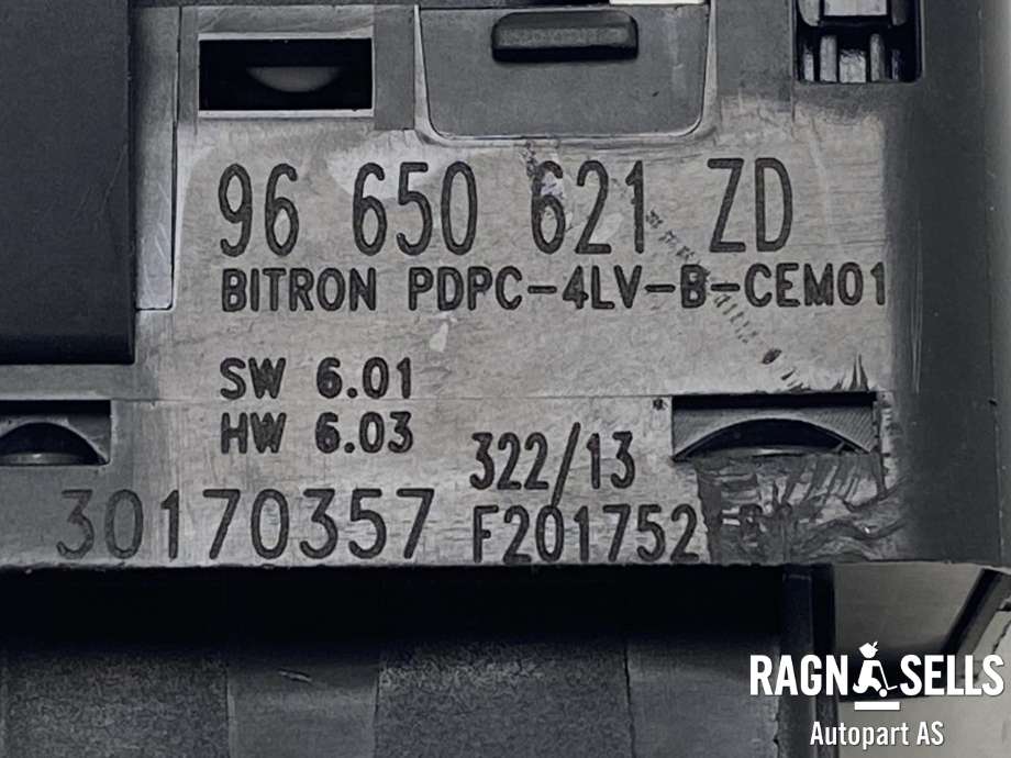 Bryter ruteheis førerdørspanel til Peugeot 5008 2010-2017 (Type I)  (96650621ZD|)