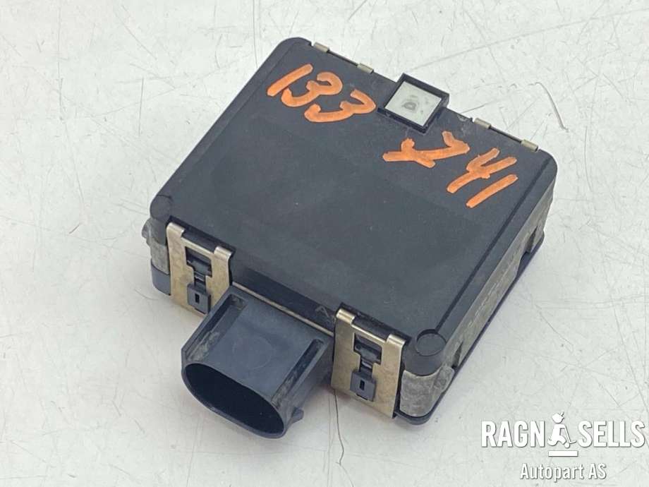 Sensor radar til VW Caddy, 2015-2020 (Type III, Fase 3)  (2K5907561A)