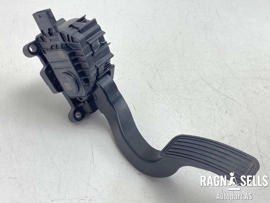 Pedal gass til Tesla Model 3, 2018-2023 (Fase 1)  (1044695-00-A)