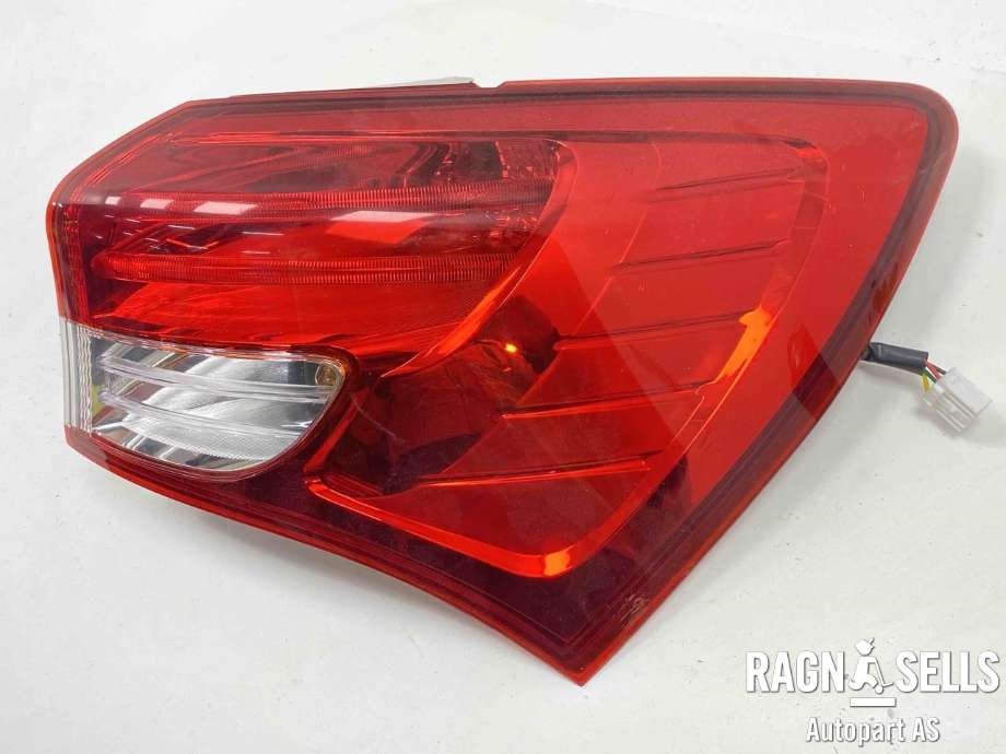 Baklykt høyre ytre til Hyundai Ix20 2010-2017  (924021K000||924121K000)