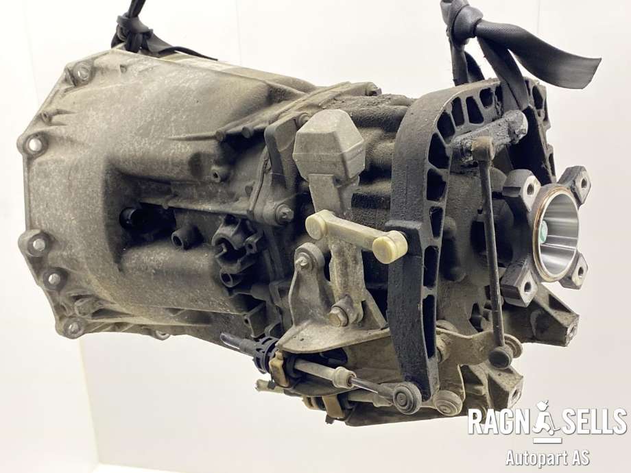Girkasse manuell 6-trinn til VW Crafter 2006-2011 (Type I, Fase 1)  (0B7 300 040 A|0B7 300 040 AX|HQT)