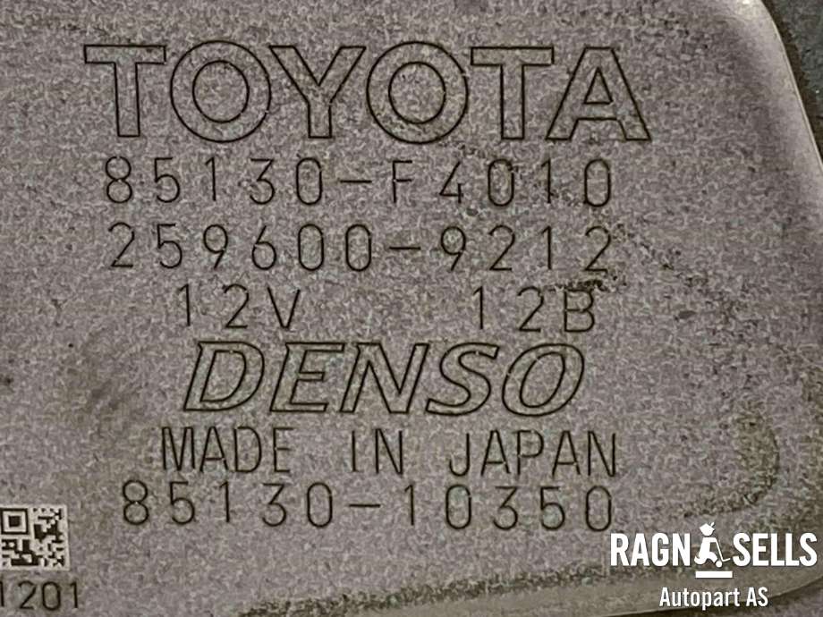 Viskermotor bakrute til Toyota C-HR 2016-->>  (85130F4010|)