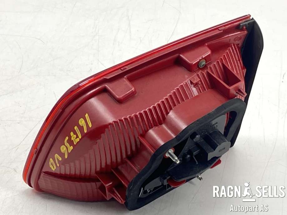 Baklykt venstre indre til VW Touran 2010-2015 (Type I, Fase 3)  (1T0 945 093|)