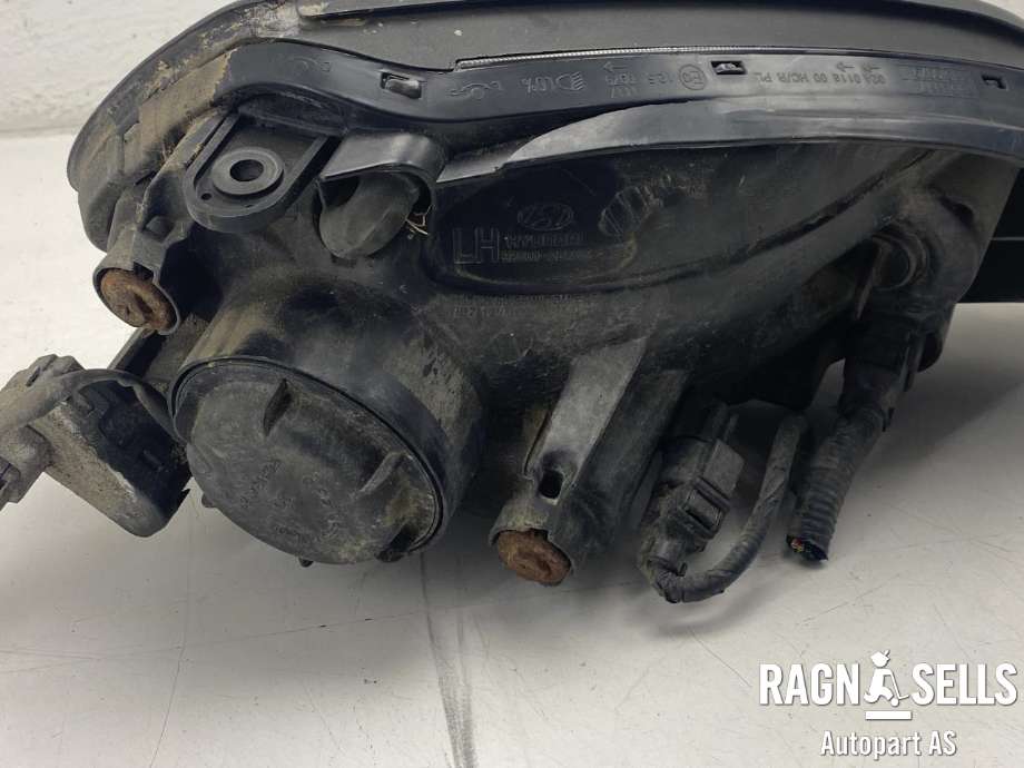 Frontlykt venstre halogen til Hyundai Tucson 2003-2009  (921012E020|)