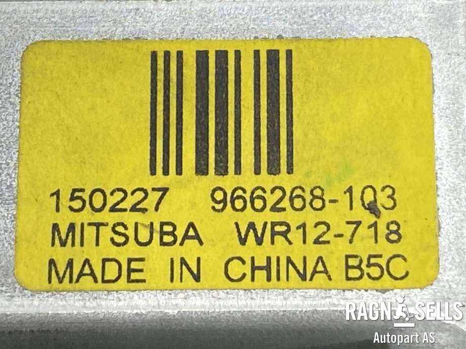 Ruteheis, kun motor, venstre foran til Volvo V40 2012-2019  (31253061|)