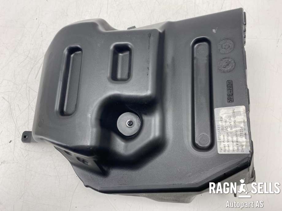 Bilstereo sub-woofer til Mitsubishi Outlander 2015-->> (Type III, Fase 2)  (ROCKFORDFOSGATE|8720A141|)