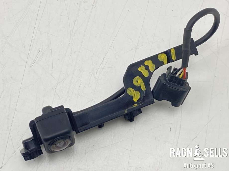 Parkeringskamera foran til Mitsubishi Outlander 2015-->> (Type III, Fase 2)  (8781A148|276164005|)