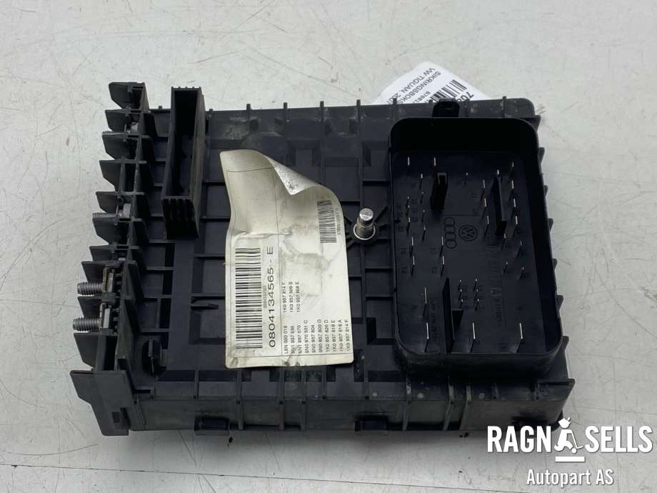 Sikringsboks til VW Tiguan 2007-2011 (Type I, Fase 1)  (1K0937814F|1K0937809B|1K0937808E)