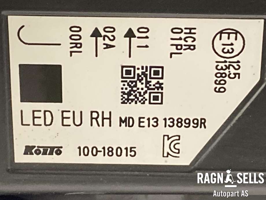 Frontlykt høyre full-LED til Nissan Qashqai 2014-2021 (Type II)  (260104EH1B|)