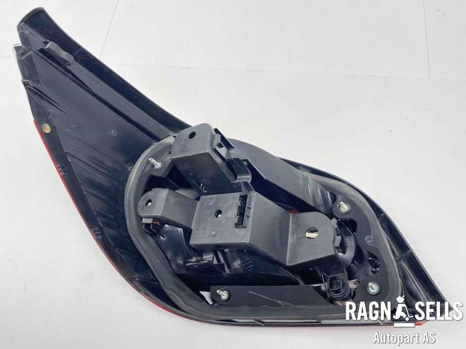 Baklykt høyre til BMW 5-Serie 2003-2010 (E60/E61) (E60/E61) (63 21 7 165 738|)