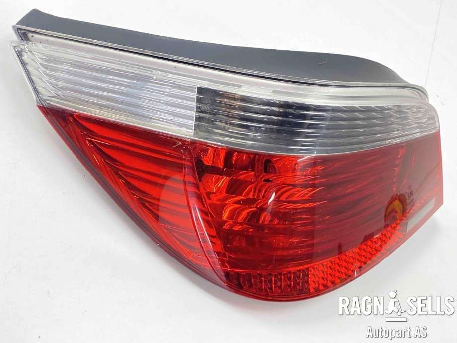 Baklykt venstre til BMW 5-Serie 2003-2010 (E60/E61) (E60/E61) (63 21 7 165 737|)