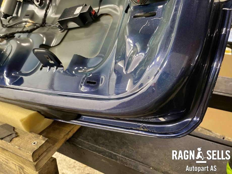 Bakluke til VW Tiguan 2011-2016 (Type I, Fase 2)  (5N0 827 025 G|)