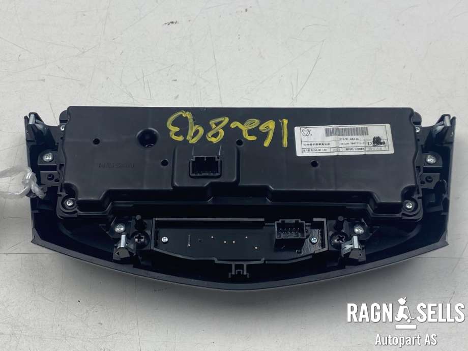 Varmeapparat betjening til Nissan Qashqai 2014-2021 (Type II)  (275004EA1A|)