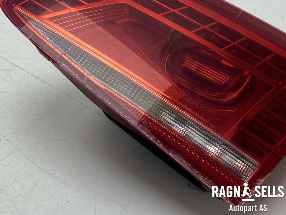 Baklykt høyre indre til VW Passat 2011-2015 (B7) (B7) (3AF 945 308 E|)