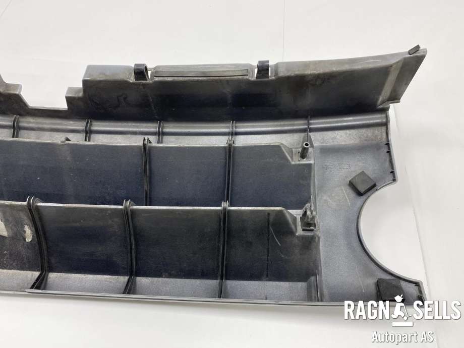Grill til Land Rover Discovery 2005-2009 (Type III)  (DHB000274LML|5H228138CA8LML|)