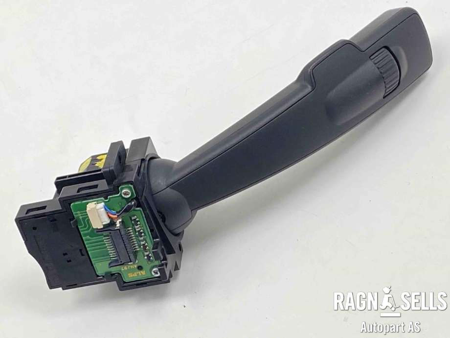 Bryter blink til Volvo V60/V60 CC 2013-2018 (Type I, Fase 2)  (31456045|31394001|)
