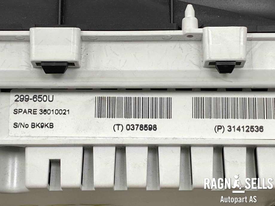 Instrumentpanel til Volvo V60/V60 CC 2013-2018 (Type I, Fase 2)  (36010021|31412536|)