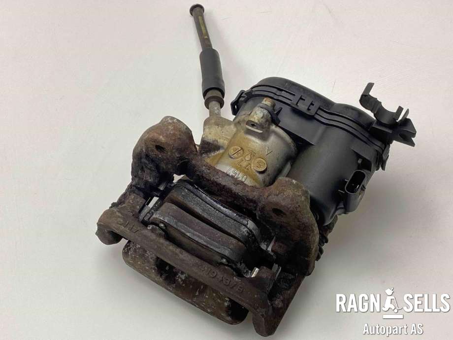 Bremsecaliper venstre bak, elektrisk til Mercedes CLA 2013-2019 (C117) (C117) (A 000 423 23 81|)