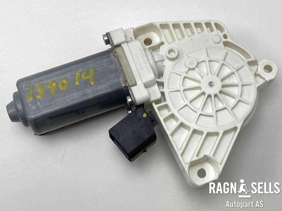 Ruteheis, kun motor, venstre foran til Mercedes CLA 2013-2019 (C117) (C117) (A 207 820 05 42|)