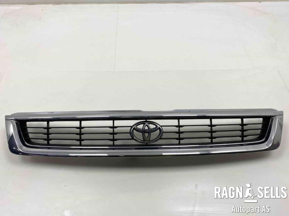 Grill til Toyota Hiace, 1996-2001 (Fase 1)  (5311126110)