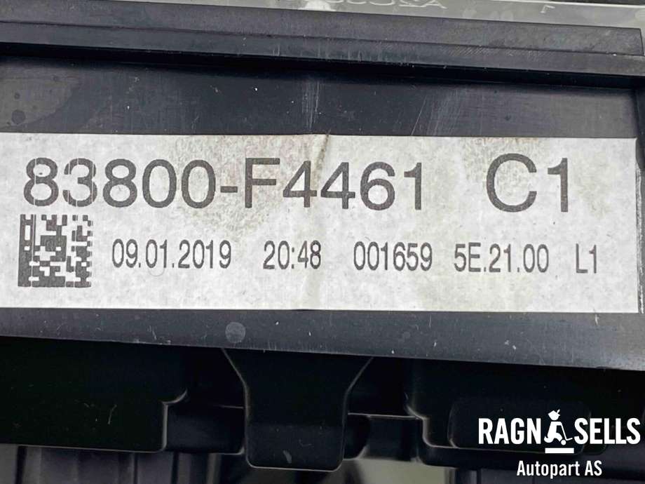 Instrumentpanel til Toyota C-HR 2016-->>  (83800F4461|)