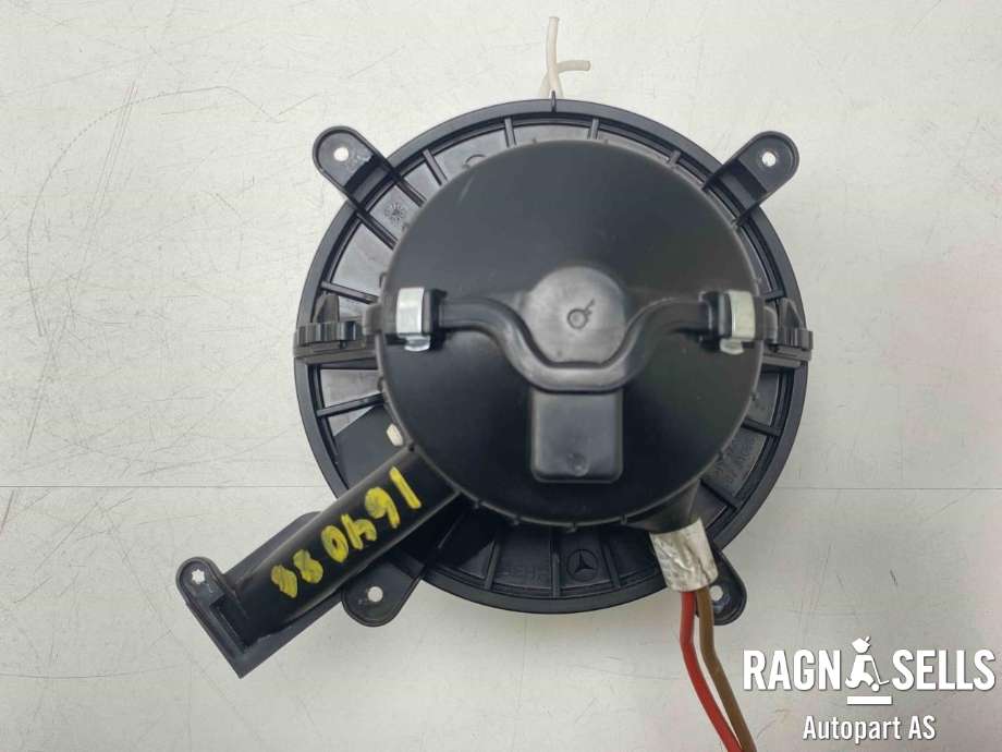 Varmeapparat motor til Mercedes Vito 2014-->> (W447) (W447) (A 000 830 47 01|)