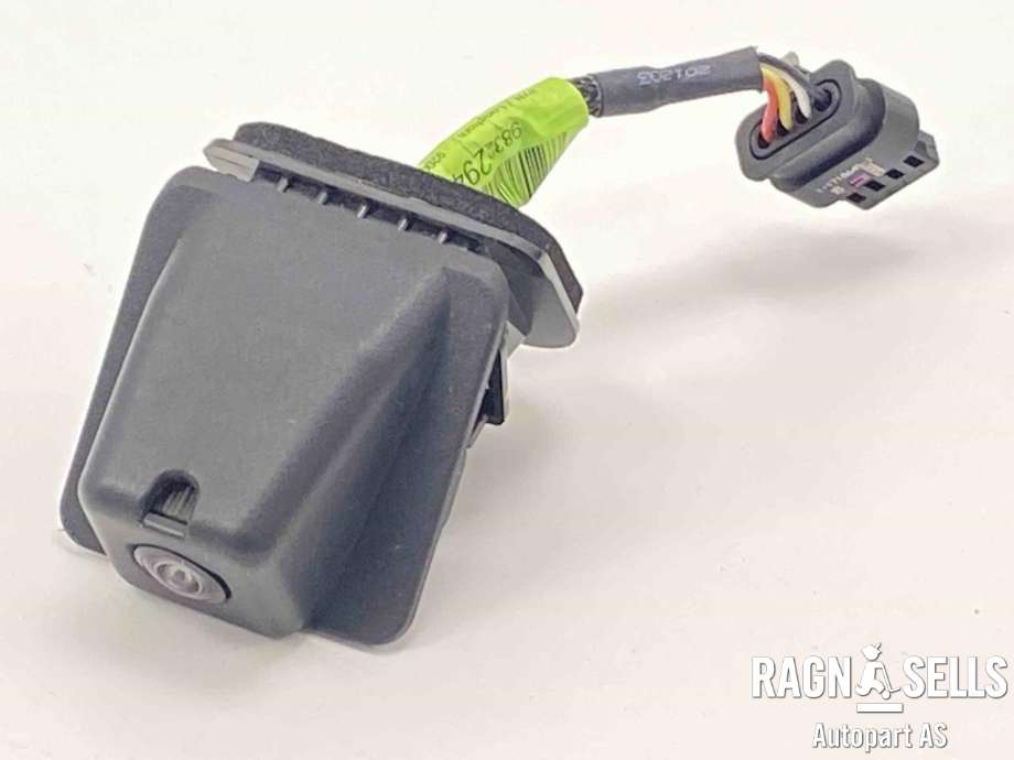 Parkeringskamera bak til Peugeot e-2008 2019-->>  (98 322 945 80|)
