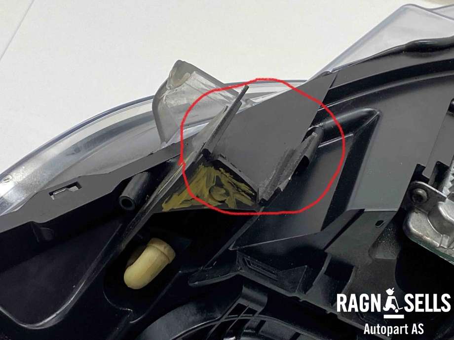 Frontlykt høyre xenon til Peugeot Traveller 2017-->>  (16 161 438 80|)