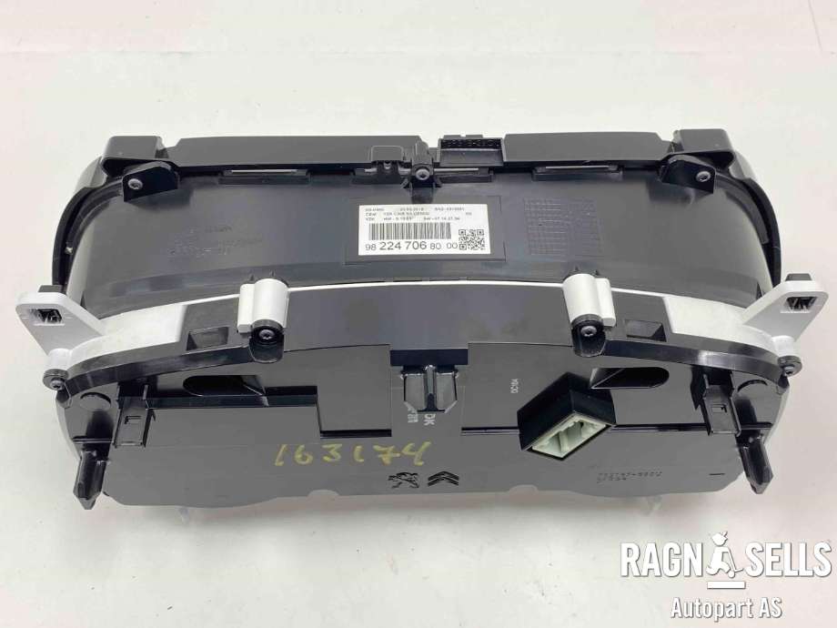 Instrumentpanel til Peugeot Traveller 2017-->>  (98 224 706 80||98 375 464 80)