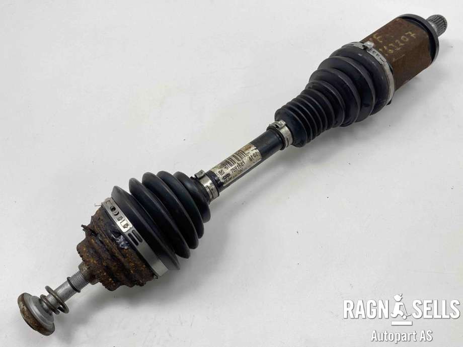 Drivaksel venstre foran, diesel/automat til BMW X1, 2009-2015 (E84) (E84) (31 60 7 605 511)