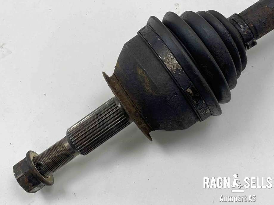 Drivaksel venstre bak, diesel/automat til Nissan Pathfinder 2005-2010 (Fase 1) (R51) (R51) (39600EB310|)