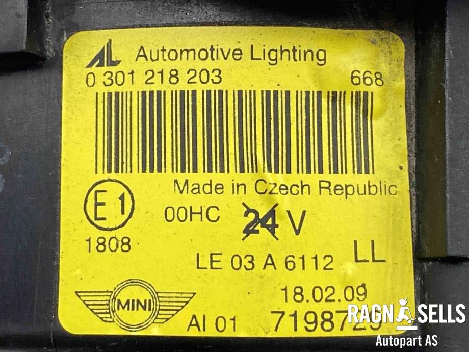 Frontlykt venstre halogen til Mini One/Cooper 2001-2007 (R50-53) (R50-53) (63 12 7 198 729||0 301 218 203)