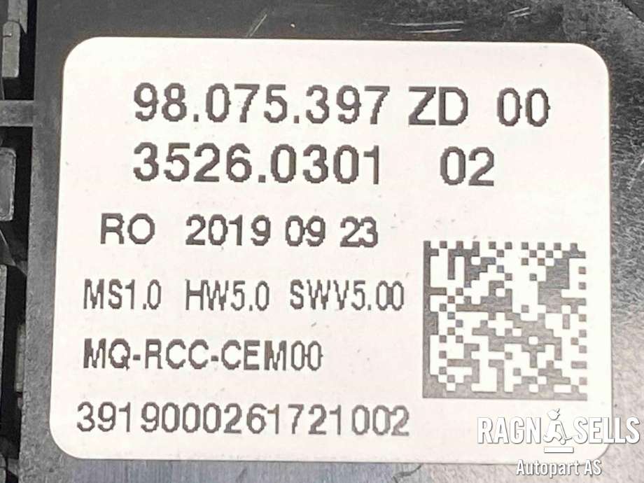 Bilstereo navigasjon skjerm til Opel Vivaro C 2020-->>  (9831665880|)
