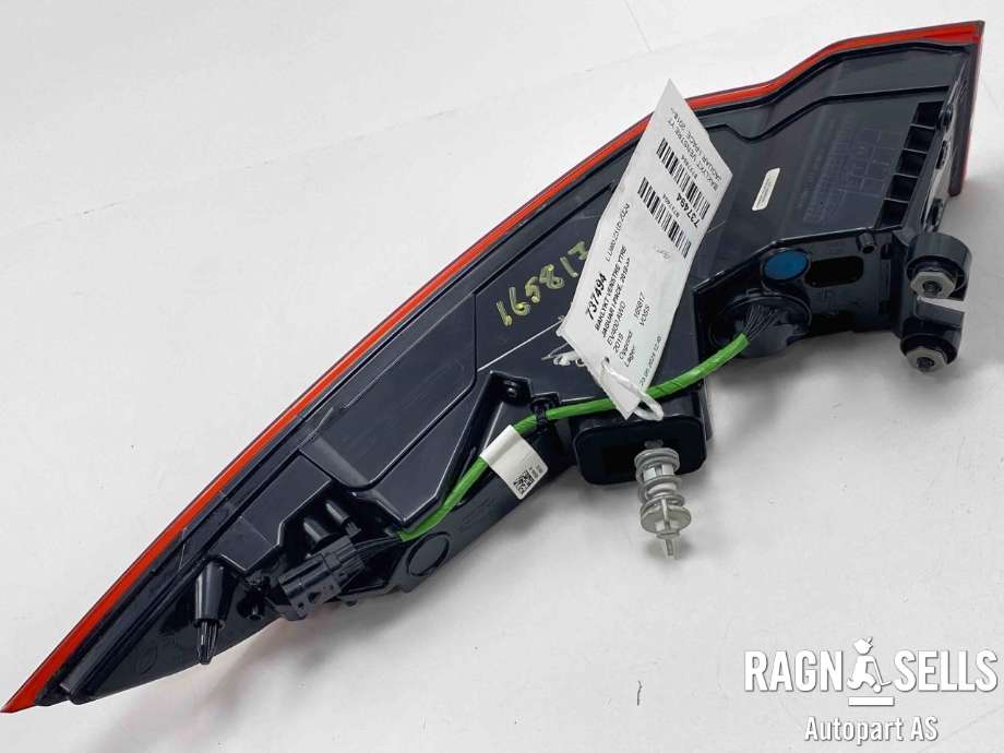 Baklykt venstre ytre til Jaguar I-PACE 2018-->>  (T4K1826|T4K16644|)