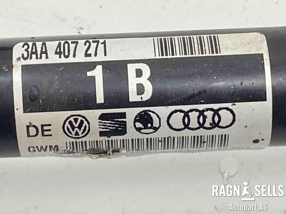 Drivaksel venstre foran, diesel/manuell til VW Caddy 2015-2020 (Type III, Fase 3)  (3AA 407 271|3AA 407 451  X|)