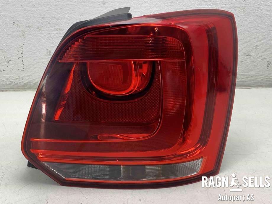 Baklykt høyre til VW Polo, 2009-2014 (Type V, Fase 1)  (6R0 945 096 AH)